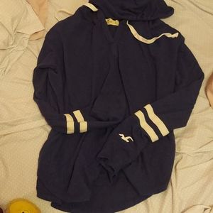 hollister cute warm sweater